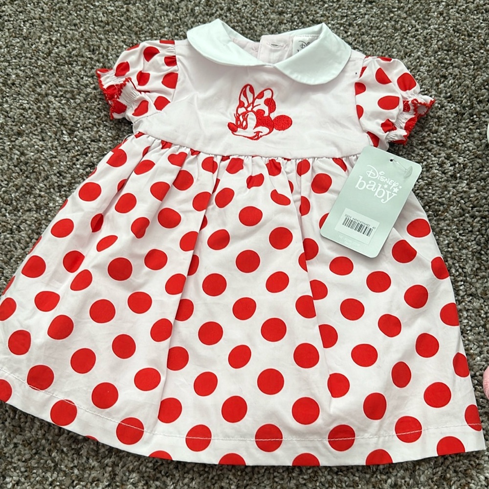 Minnie Mouse polka dot dress